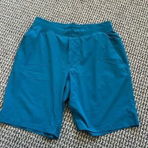 Men’s Lulu shorts